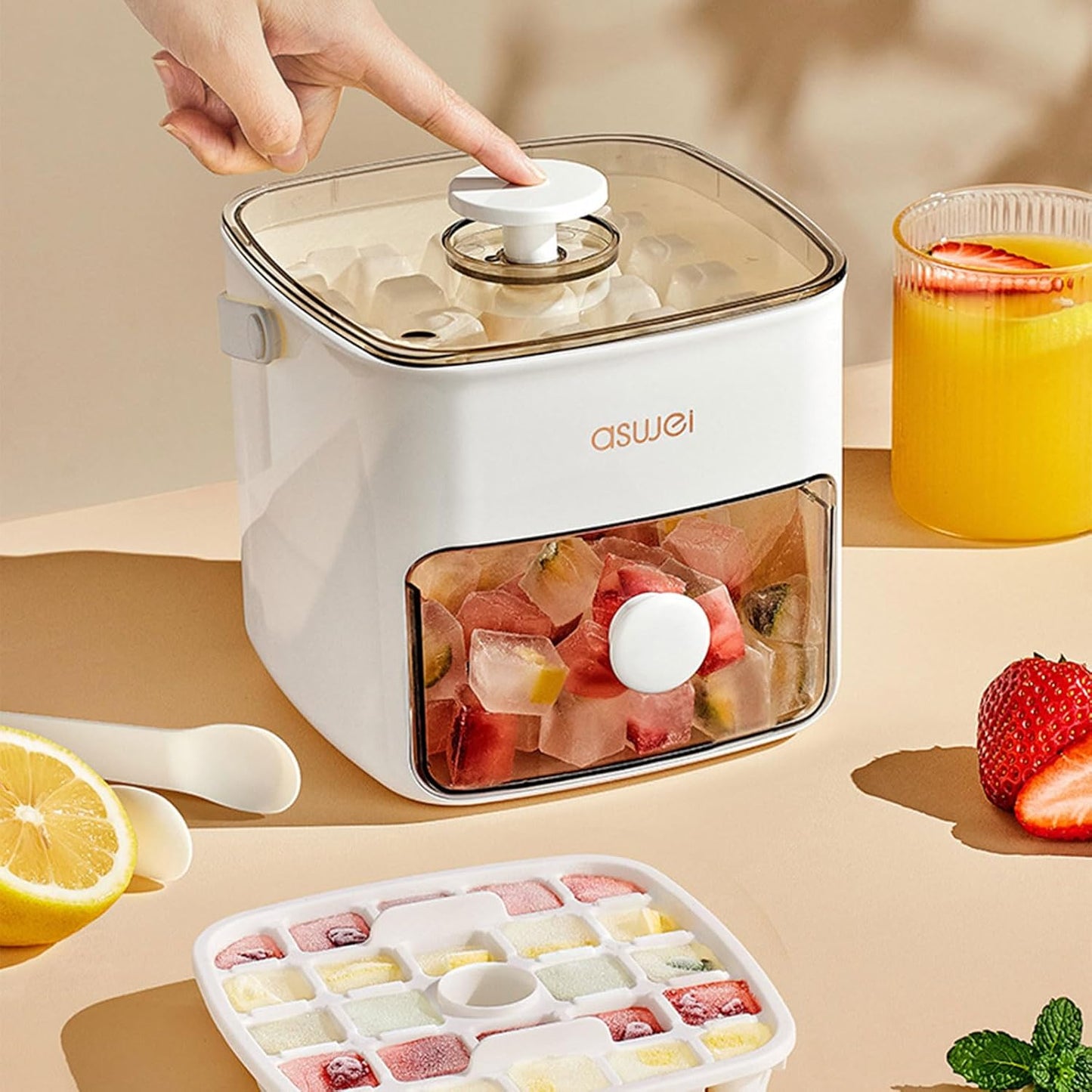 Chilling Crystal Ice Cube Maker Tray and Dispenser