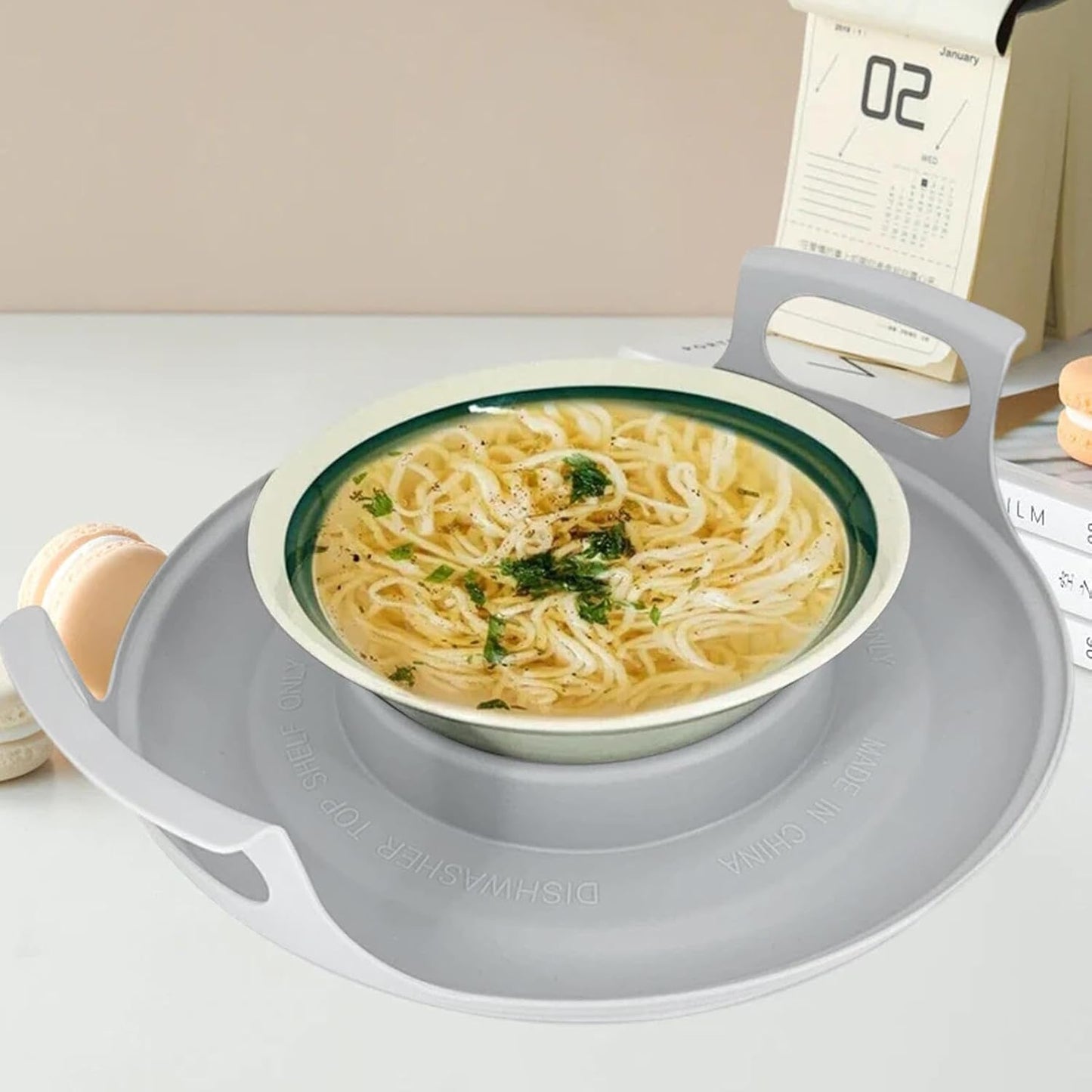 Burn-Free Multicolor Microwave Dish Holder(Set Of 2)