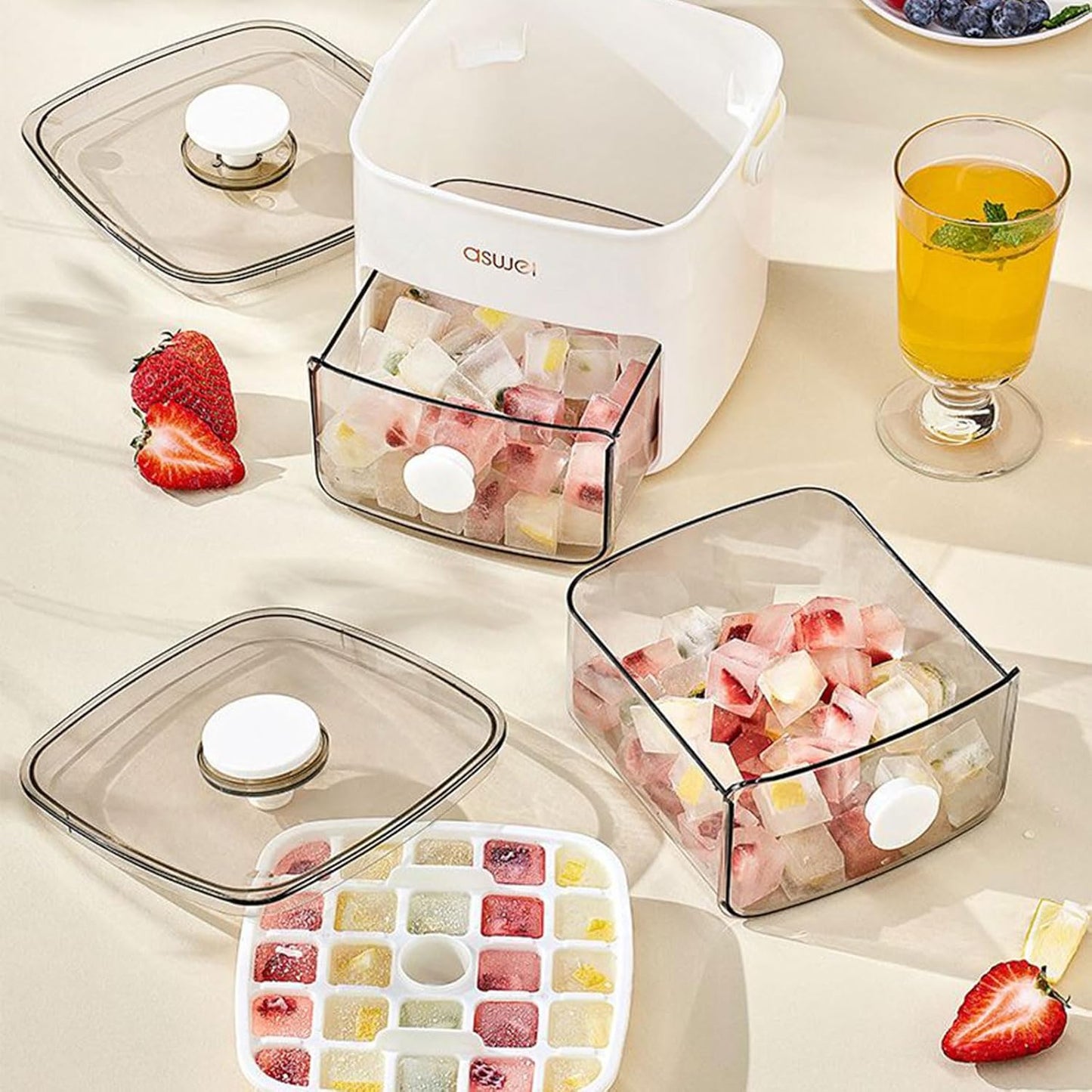 Chilling Crystal Ice Cube Maker Tray and Dispenser